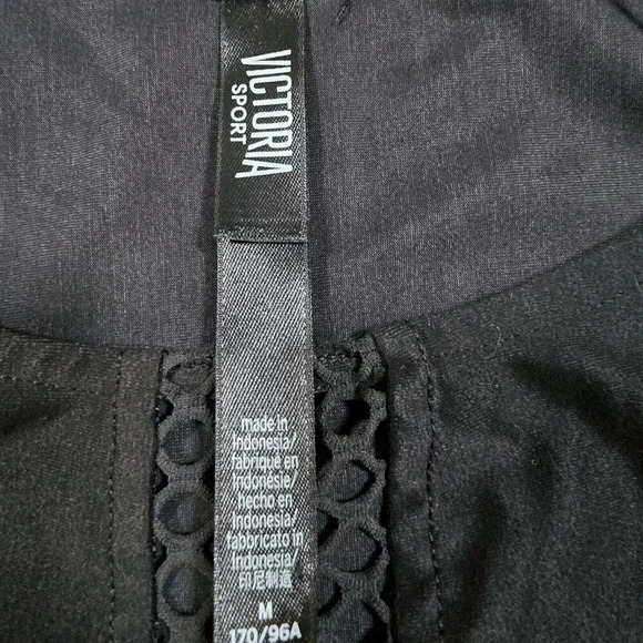 2 Pieces Outfit Victorias Secret VS Sport Black Crop Top Shorts Size M 170/96A - Picture 7 of 16